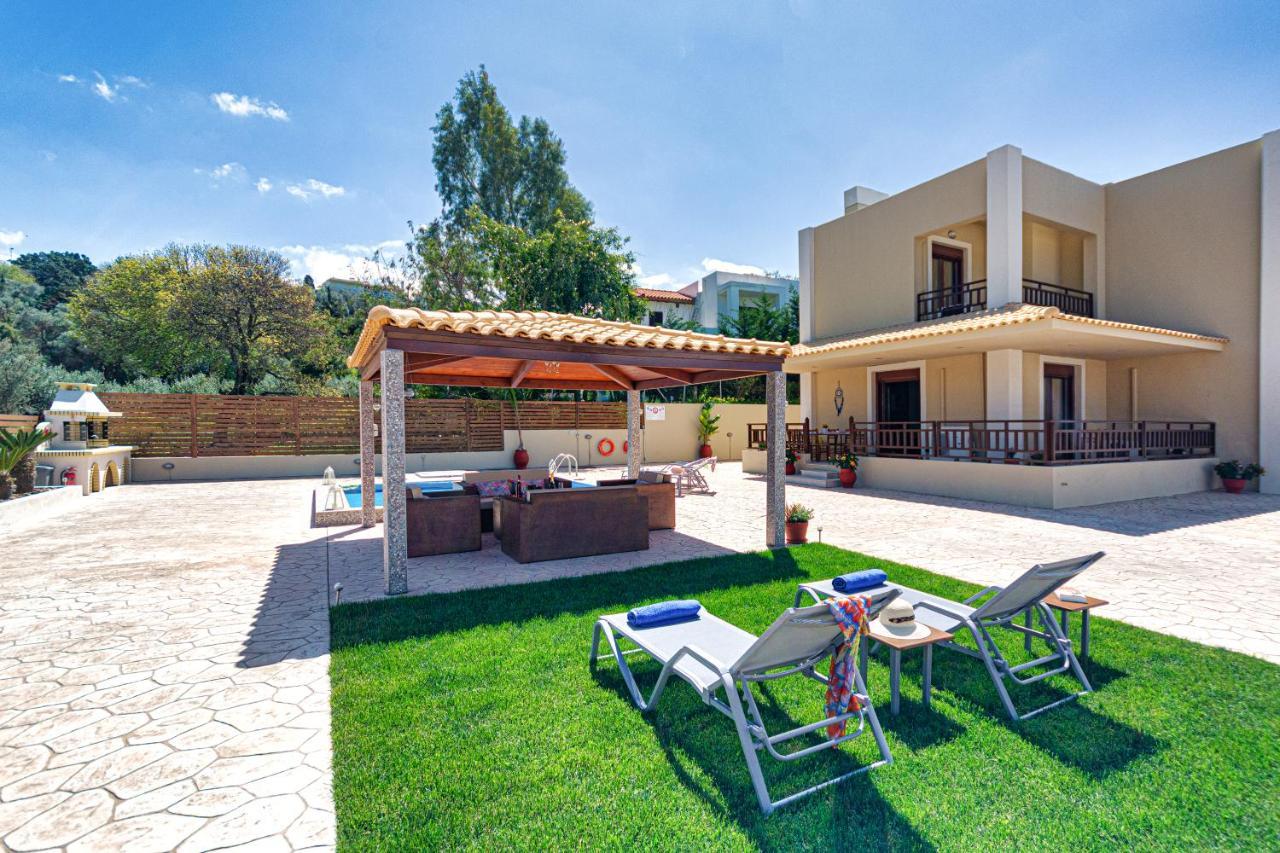 Maria's Luxurious In Vilă Koskinou (Rhodes)