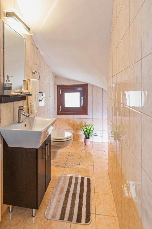 Maria's Luxurious In Koskinou (Rhodes)